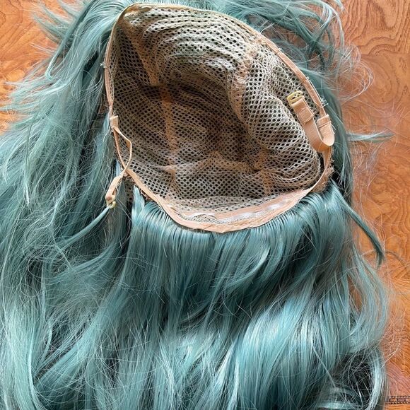 ? - Gorgeous lace cap teal green long fringe hair wig! main image 12